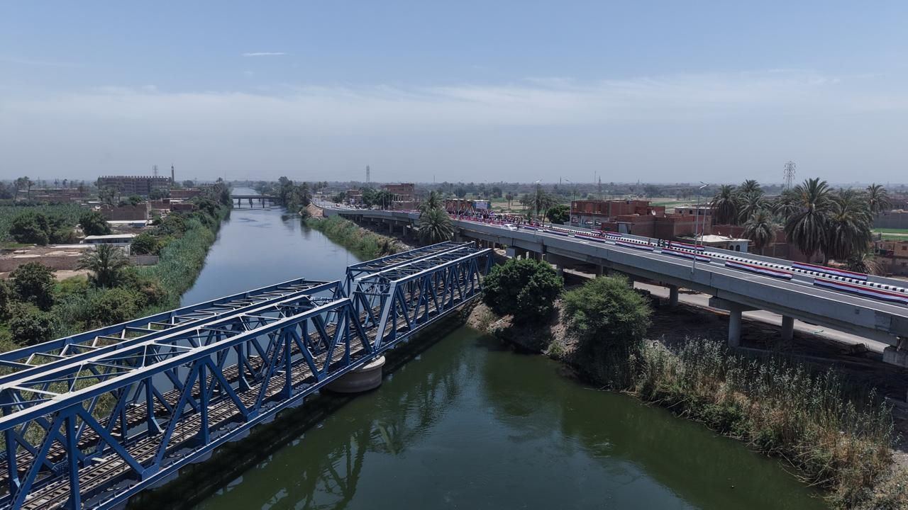 19033531c7.jpg