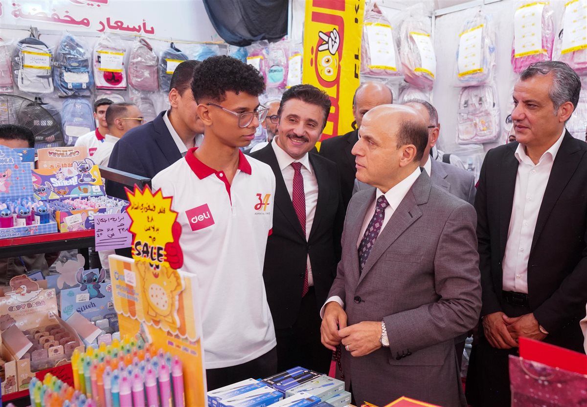 محافظ الغربية يفتتح معرض