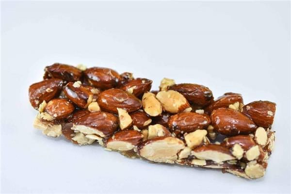 طريقة عمل اللوزية 