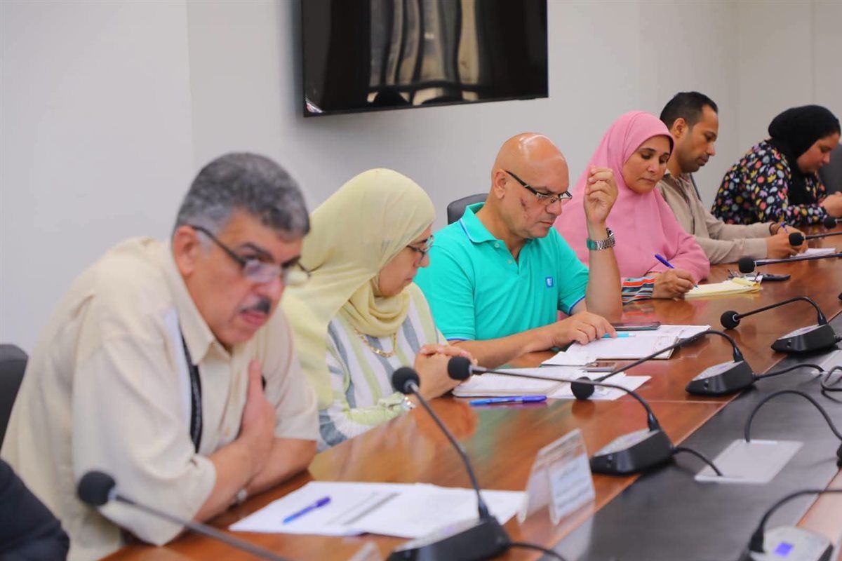 محافظ دمياط يكثف اجتماعات لجنة التقنين لتسريع وتيرة الإنجاز