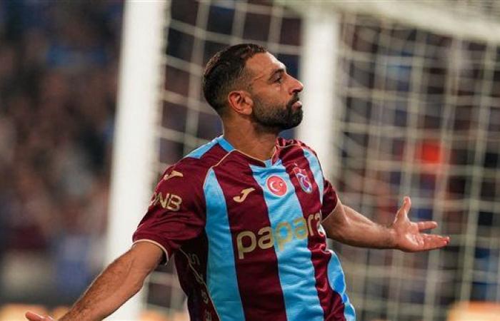 محمد صلاح يقود تشكيل طرابزون سبور ضد فيرينكفاروس بملحق الدوري الأوروبي