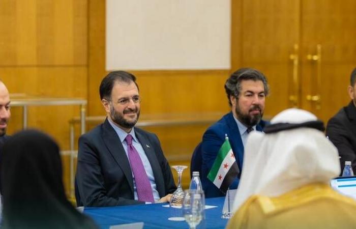 الاتصالات السورية: ممر ألياف ضوئية يربطنا مع والأردن والسعودية وصولاً إلى عُمان