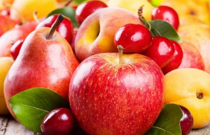 أسعار الفاكهة اليوم، ارتفاع يكسر هدوء العنب وانخفاض البلح البارحي والتين برشومي