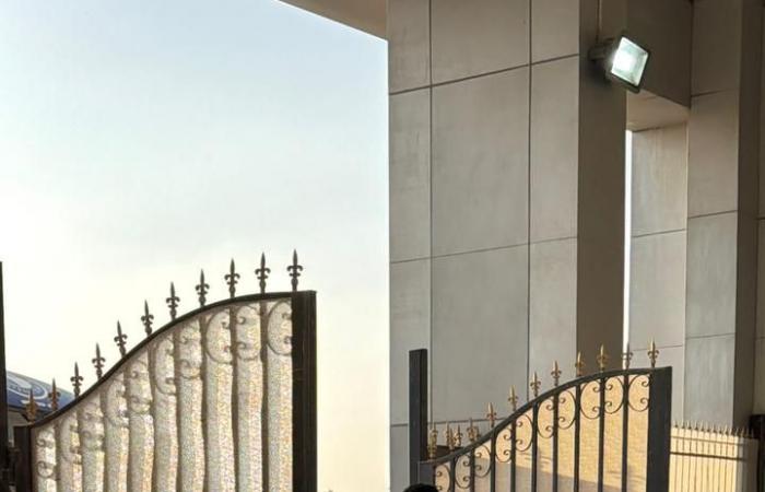 بيراميدز يصل إلى استاد الدفاع الجوي استعدادا لمواجهة أبو قير للأسمدة بالدوري الممتاز (صور)