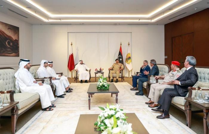 وزير الدولة بوزارة الخارجية يجتمع مع الفريق اول ركن صدام خليفة حفتر