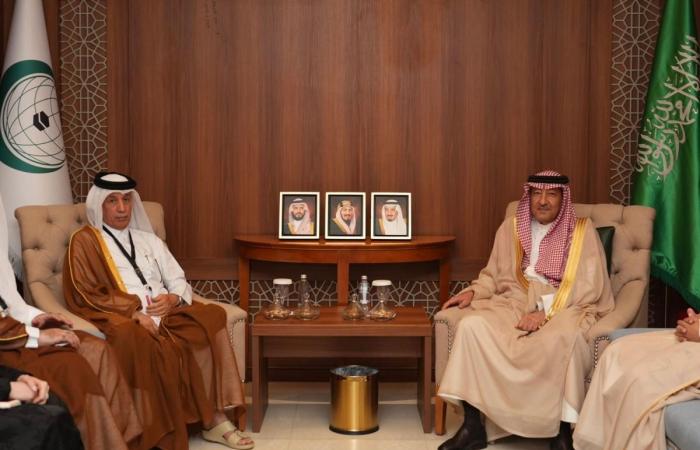 وزير الدولة للشؤون الخارجية يجتمع مع نائب وزير الخارجية السعودي