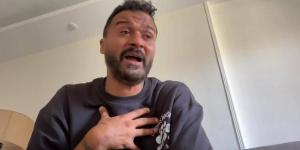 أنا مقهور وعايز حقي.. انهيار إبراهيم سعيد بعد خروجه من السجن