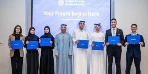 «جامعة خليفة» تكرّم أوائل الثانوية العامة العشرة في الدولة