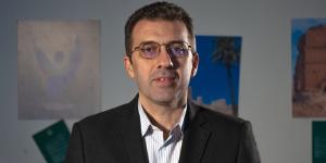 «لعبة الحبار» لسنا أحصنة نحن بشر.. «تحليل إعلامي نفسي»