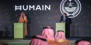 مساعد
      وزير
      الداخلية
      لشؤون
      التقنية:
      الاتفاقية
      الإستراتيجية
      مع
      شركة
      هيوماين
      تتبنّى
      تقنيات
      متقدمة
      وتوطين
      حلول
      الذكاء
      الاصطناعي