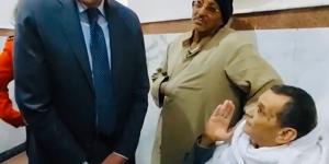 محافظ
      المنيا
      ينتصر
      لمسن
      ويأمر
      بمحاسبة
      موظف
      تأمين
      صحي