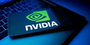 ثلاثة أسهم ذكاء اصطناعي تقود السوق بقوة.. تعرف عليها