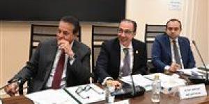 من بورسعيد لأسوان.. "صحة النواب" برئاسة الدكتور شريف باشا، تُصدر 16 توصية لسرعة ميكنة التأمين الصحي وتخفيف الأعباء عن المرضى