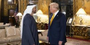 محمد بن زايد وترامب يبحثان هاتفياً تطورات التصعيد الإيراني وأمن الملاحة الدولية