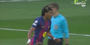 أتلتيكو
مدريد
ضد
برشلونة..
لامين
يامال
يسجل
الهدف
الأول
لـ
برشلونة
أمام
أتلتيكو
مدريد
في
دوري
أبطال
أوروبا