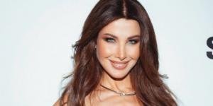 بناء
      على
      إحساسها
      بالمسؤولية..
      نانسي
      عجرم
      تستأنف
      جولتها
      العالمية