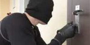 7
      سرقات
      وعودة
      المسروقات..
      سقوط
      عصابة
      “كسر
      الشقق”
      بالإسكندرية