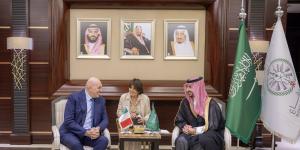 وزير الدفاع يلتقي نظيره الإيطالي في جدة