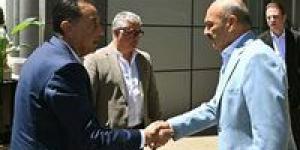 رئيس
      الوزراء:
      الدولة
      تكثف
      جهودها
      لتشجيع
      الصناعة
      المصرية
      وتوطين
      وتشجيع
      مختلف
      الصناعات