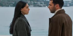 مسلسل
      ورد
      وذنوب
      الحلقة
      27
      مترجمة..
      مواعيد
      العرض
      وأبرز
      أحداث
      الحلقة
      الجديدة