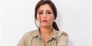 القبض
      على
      خادمة
      الفنانة
      منة
      فضالي
      لسرقة
      مشغولات
      ذهبية
      من
      منزلها
      بأكتوبر