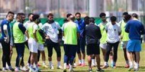 ميلود
      حمدي
      يختار
      20
      لاعبا
      في
      قائمة
      الإتحاد
      السكندري
      لمواجهة
      بتروجيت
      في
      الدوري
      الممتاز
