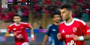 الأهلي
      ضد
      إنبي..
      ملخص
      اهداف
      ونتيجه
      مباراة
      الأهلي
      وإنبي
      في
      الدوري
      المصري
      الممتاز
      بعد
      هدف
      أحمد
      سيد
      زيزو