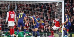 آرسنال
      يعبر
      أتلتيكو
      مدريد
      ويتأهل
      إلى
      نهائي
      دوري
      أبطال
      أوروبا
      بعد
      غياب
      طويل