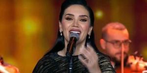 مي
      فاروق
      تستعيد
      ذكرياتها
      مع
      هاني
      شاكر:
      أشهد
      إني
      مشوفتش
      منك
      غير
      كل
      ذوق
      ورقي