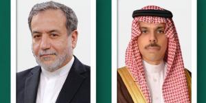 وزير الخارجية يتلقى اتصالًا من نظيره الإيراني لبحث تطورات الوساطة الباكستانية