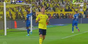 النصر..
      ملخص
      اهداف
      ونتيجة
      مباراة
      النصر
      ضد
      الهلال
      في
      الدوري
      السعودي
      بعد
      مرور
      30
      دقيقة