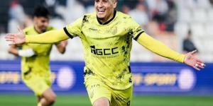 المغرب
      الفاسي
      يحسم
      الجدل
      بشأن
      انتقال
      سفيان
      بنجديدة
      إلى
      الأهلي