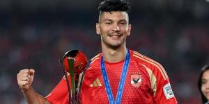 والد
      أشرف
      داري:
      الأهلي
      لم
      يتواصل
      معنا
      حتى
      الآن
      بشأن
      مصير
      اللاعب