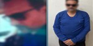 ضبط
      عامل
      تحرش
      بطالبة
      وارتكب
      أفعالا
      خادشة
      داخل
      ميكروباص
      في
      الجيزة