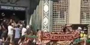 العيد
      يتحول
      إلى
      حزن..
      وداع
      مؤثر
      لأب
      ونجله
      بعد
      غرقهما
      داخل
      مزرعة
      أسماك
      بإدكو
