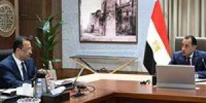 رئيس
      الوزراء
      يستعرض
      مع
      وزير
      الاتصالات
      عددًا
      من
      ملفات
      عمل
      الوزارة