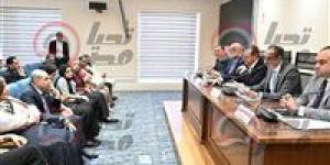 شريف
      باشا:
      مصر
      تمتلك
      مقومات
      فريدة
      تؤهلها
      لتكون
      مركزاً
      إقليمياً
      ودولياً
      رائداً
      خارطة
      السياحة
      العلاجية
      عالمياً
