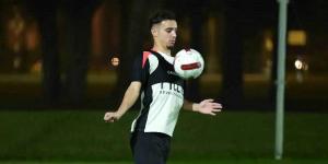 اتحاد
طنجة
يكشف
تطورات
أزمة
مستحقات
معالي
ويؤكد:
لا
نعلم
مع
من
نتواصل
داخل
الزمالك