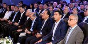 رئيس
      الوزراء
      يشهد
      مراسم
      إنتاج
      أول
      سيارة
      نيسان
      ماجنيت
      فى
      أفريقيا
      داخل
      نيسان
      مصر