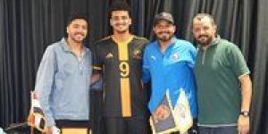 كايرو
      سبورج
      يضم
      "غنوة"
      مهاجم
      الطيران
      موسمين
