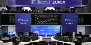 تباين الأسهم الأوروبية بعد تقرير التضخم الأمريكي