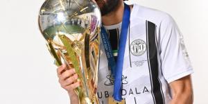 محمد
النني
يعلن
رحيله
عن
صفوف
نادي
الجزيرة
الإماراتي