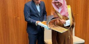 مصر
والسعودية
تبحثان
تعزيز
التعاون
السياحي
وتنشيط
حركة
السفر
بين
البلدين