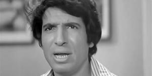 تزامنًا
مع
ذكرى
ميلاده..
محمد
عوض
وزوجته
قصة
وفاء
ورحيل
بعد
الأربعين