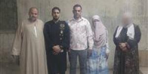 محامي
طرفي
مشاجرة
فناء
مدرسة
الشرقية
:
سيتم
عقد
جلسة
عرفية
ومحاسبة
المخطأ
معنويا
وماديا
