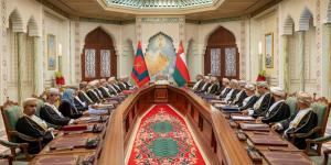مجلس الوزراء العماني يرحب بإعلان الاتفاق بين الولايات المتحدة وإيران