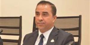 أمين
سر
صناعة
النواب
يطالب
بإعادة
تصميم
المبادرات
والحوافز
الداعمة
للقطاع
لتصبح
أكثر
مرونة
وسهولة
في
التطبيق