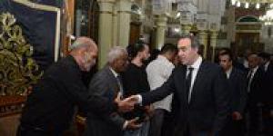 الأمين
العام
لمجلس
النواب
يقدم
واجب
العزاء
في
الزميل
مصطفى
الشربيني..فيديو