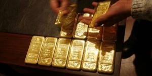 الذهب
يتراجع
متأثرًا
بارتفاع
الدولار
عقب
تثبيت
أسعار
الفائدة