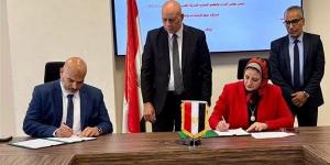 نقل الكهرباء توقع عقدا لتطوير البنية التحتية للاتصالات ودعم التشغيل الآمن للشبكة بالقاهرة